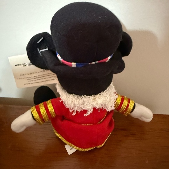 NWT Disney Store Mickey Mouse Beefeater Beanbag Plush - Picture 5 of 7